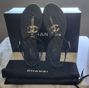 Chanel thong sandals